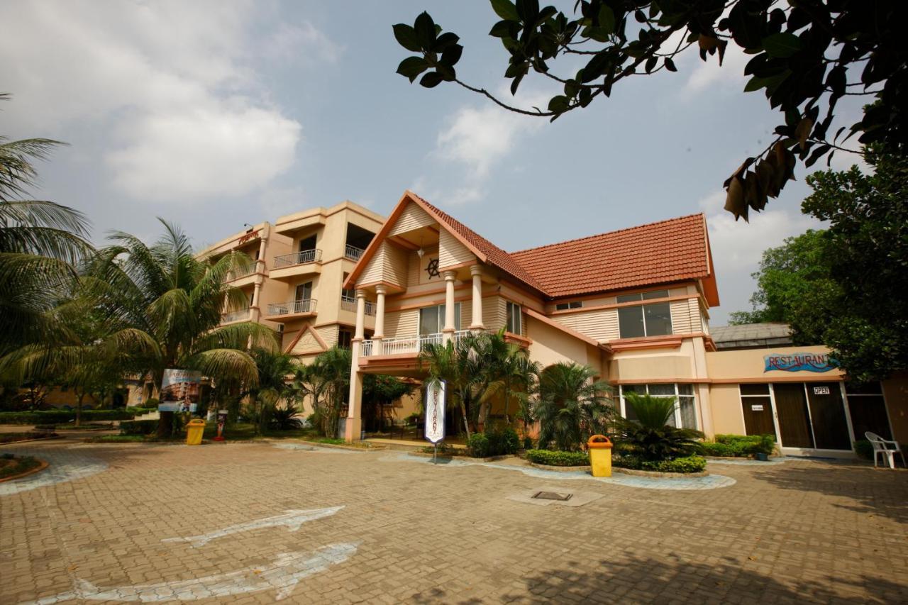 Resort Atlantis Dhaka Bagian luar foto
