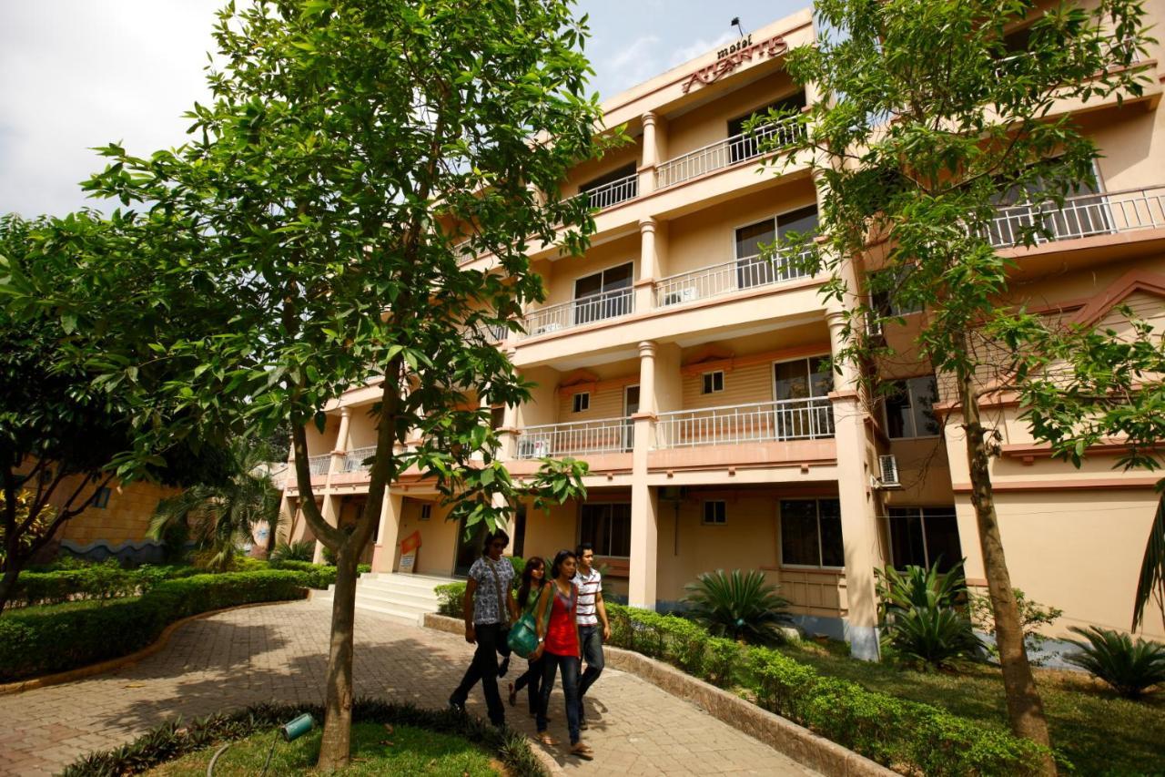 Resort Atlantis Dhaka Bagian luar foto
