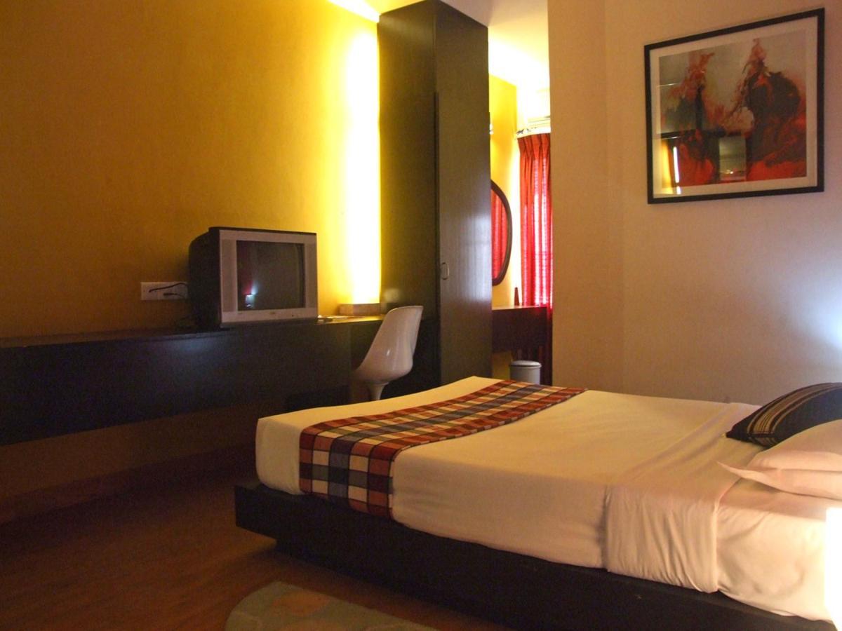 Resort Atlantis Dhaka Bagian luar foto